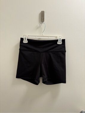 Old Navy - High-Waisted PowerSoft Biker Shorts - Black - Medium